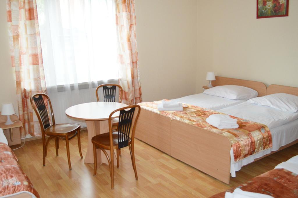 Hotel Monika Krakow Exterior photo